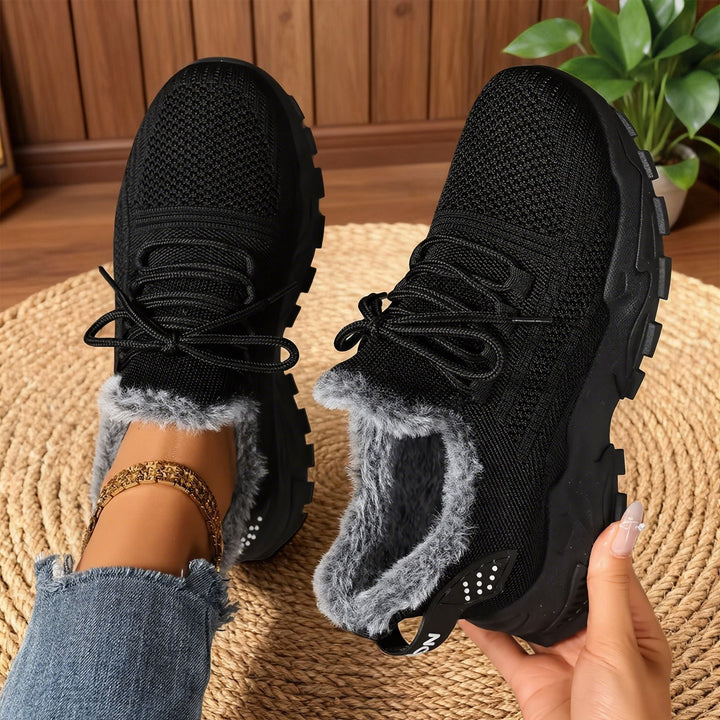 Luvia Sneakers