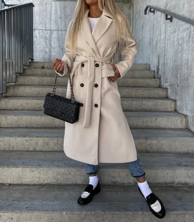 Gwyneth Coat